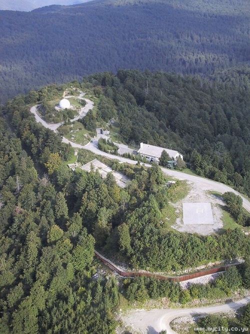 
				Haarp Ljubljanski vrh jugovzhodno od Vrhnike			