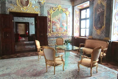 viteska-dvorana-85-000-eur-draga-preproga