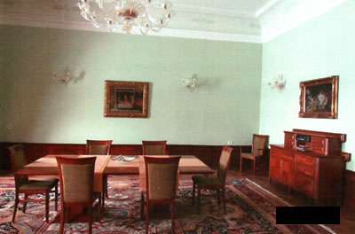 jedilnica-v-prostoru-za-kardinala