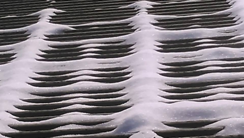 Iskrijo se bele sledi ... Foto: Ljuba Rebolj