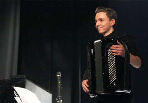 Žan Trobas, harmonika