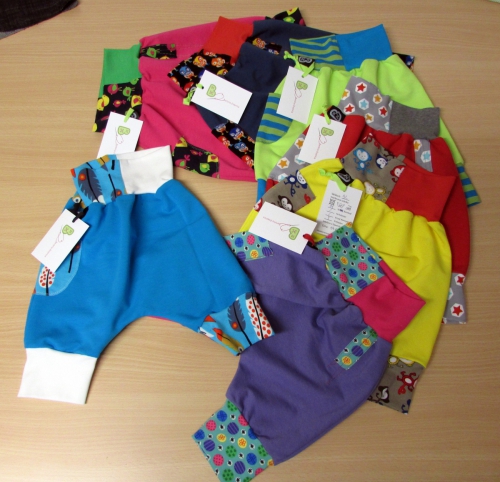 
				Hlačke iz bombažnega jerseya			