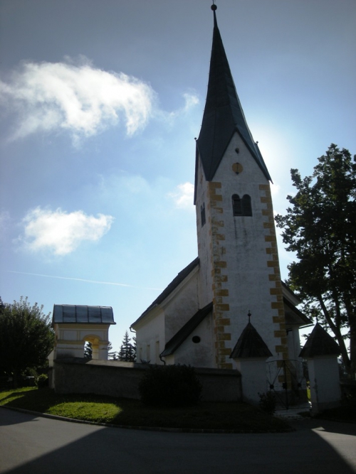 
				Cerkev Sv.Urha v Strojni			