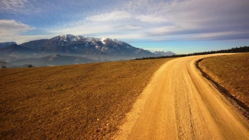 
				Prelepa Koro&scaron;ka			