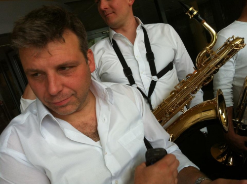 Brez naslova