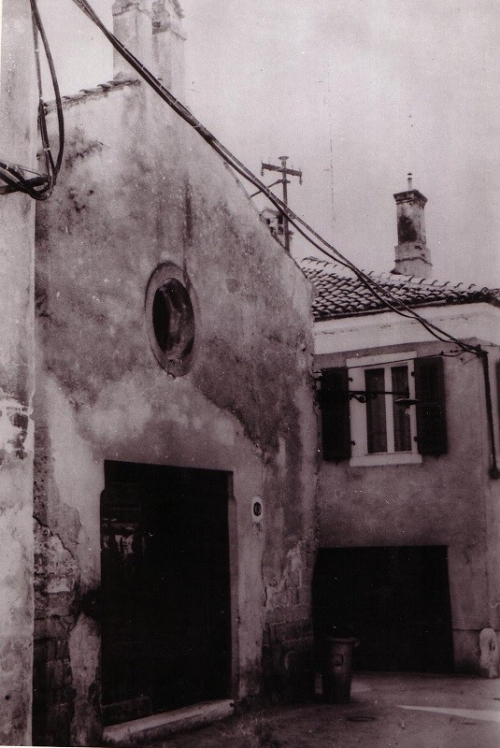 Cerkvica v Marušičevi pred pričetkom del, 1981