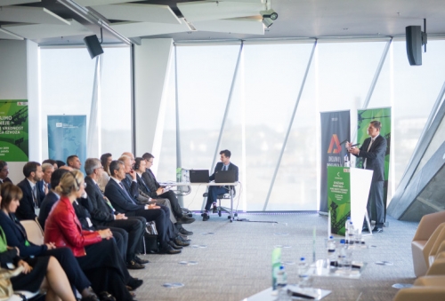 Minister Cerar at the business conference &ldquo;Export smarter: How to enhance the value of Slovenian exports&rdquo; 