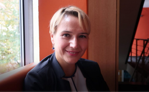 Dr. Tina Bregant, spec. pediatrije, spec. FRM - Val 202