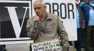 Vili Kovačič: Pogum za razum - oddanih 4500 podpisov za referendum | 24KUL.si
