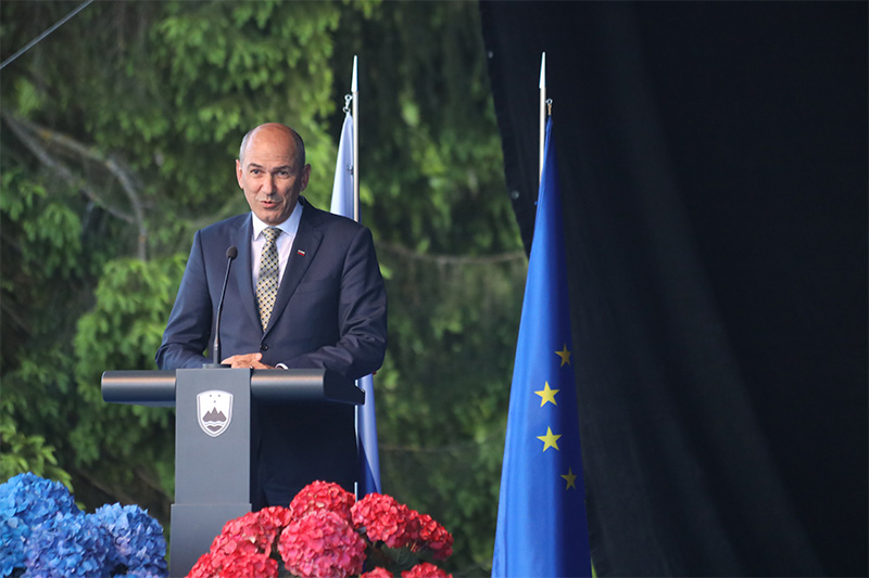 				Predsednik vlade RS, Janez Jan&scaron;a (Foto: M. Skledar)			