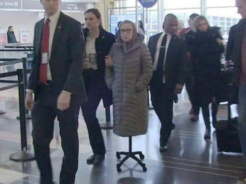 DRAGI LJUDJE, PRENEHAJTE BITI VAMPIRJI!