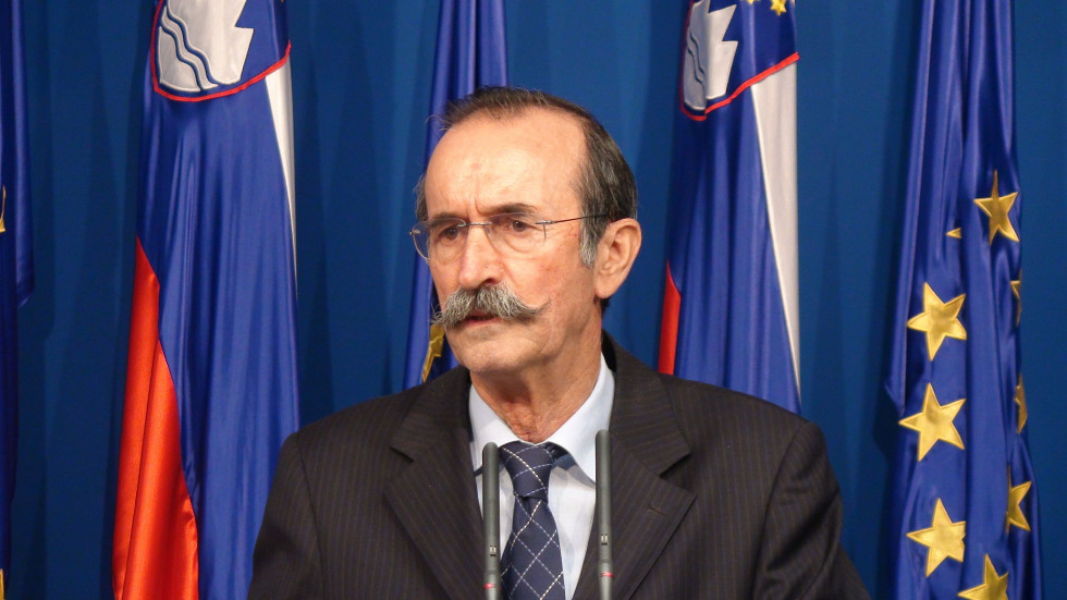 				Miran Bogataj, kasnej&scaron;i vodja pogajalske skupine za umik JLA iz Slovenije | Avtor Urad vlade za komuniciranje			