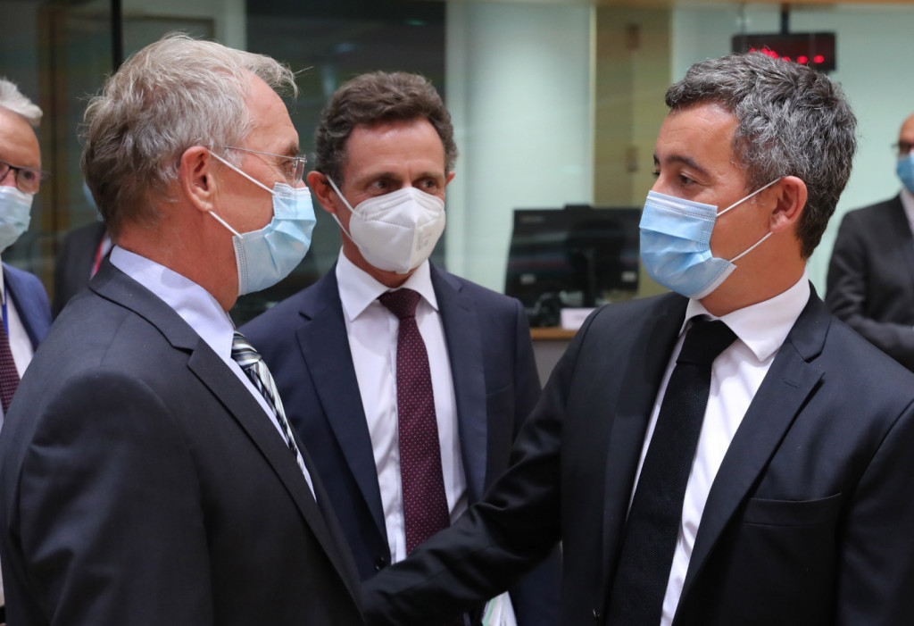 				Ale&scaron; Hojs s francoskim kolegom Darmaninom			