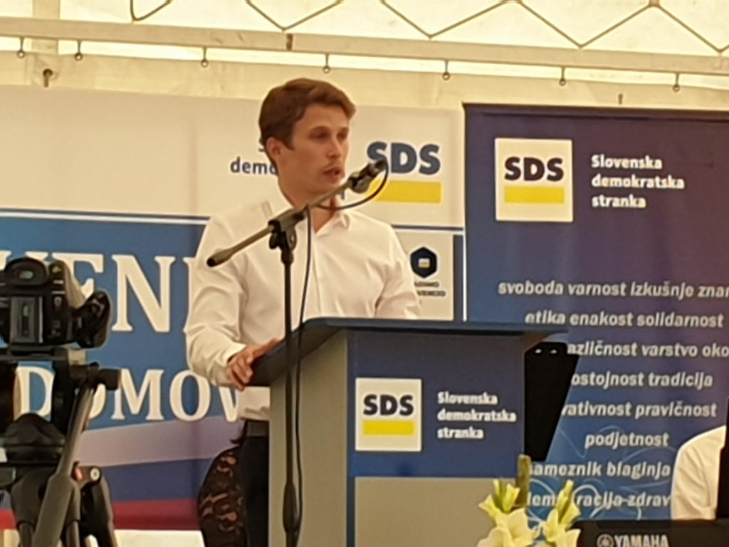 				Predsednik SDM Dominik &Scaron;trakl se bo na državnozborskih volitvah za glasove volivcev 2022 potegoval na desnem bregu reke Mure			