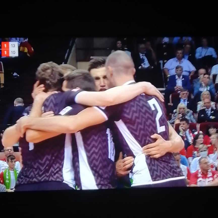 
				Uspe&scaron;na zaključena točka slovenskih odbojkarjev. (Foto: Posnetek zaslona-Kanal A)			