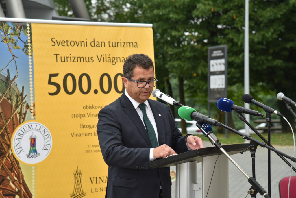 				Foto: Tomaž Galič)			