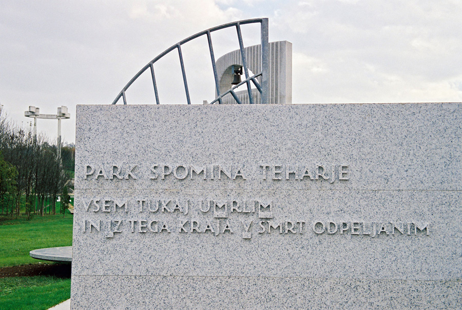 				Celje, spominski park Teharje			