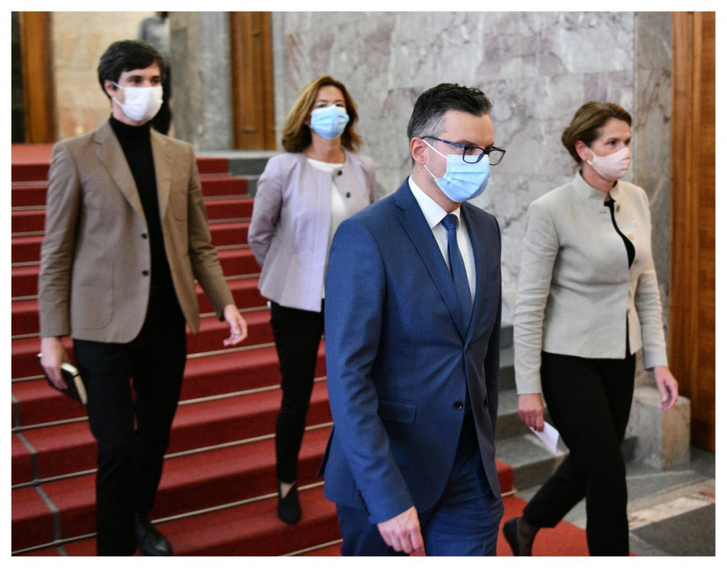 				Predsniki strank koalicije KUL po Radonojičevemu prepričanju ne predstavljajo levice, ampak le interese drugih struktur, ki z levico nimajo veze. (Foto: STA)			