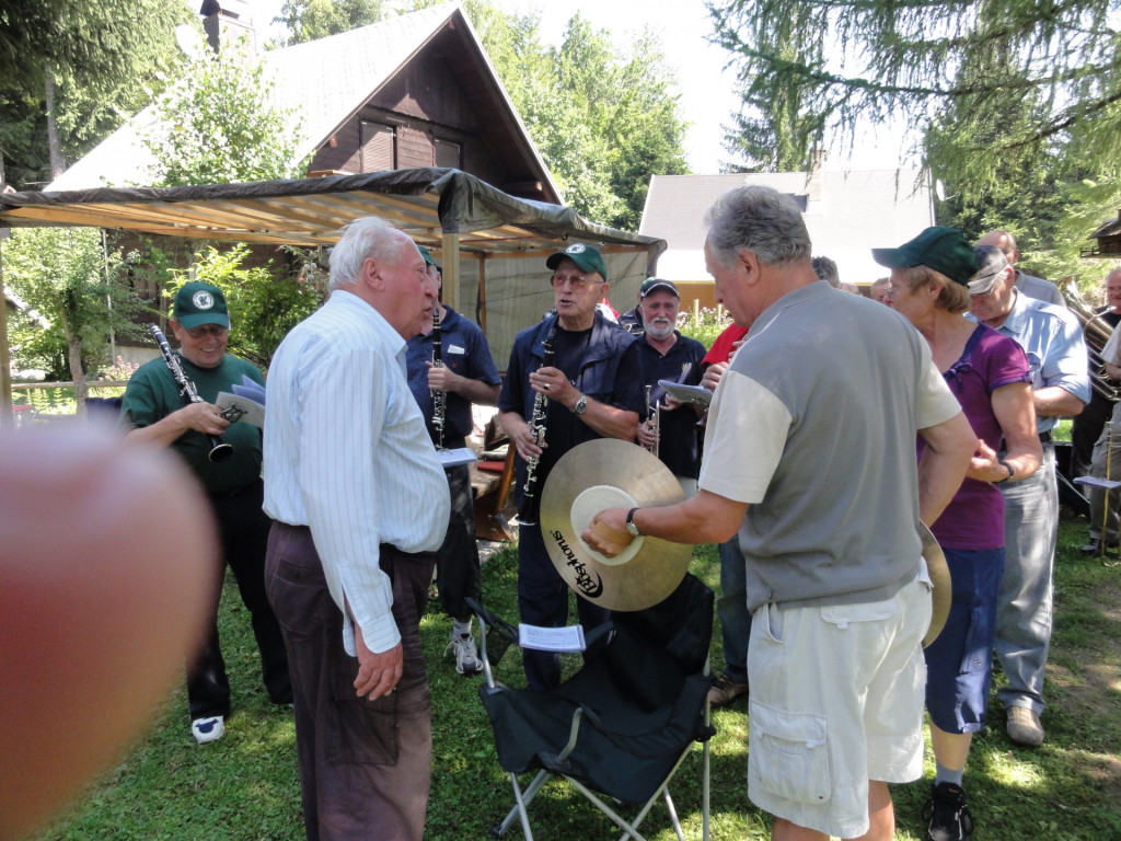 
				26. avgust 2015 Praznovanje rojstnega dne najstarejšega Slovenca, stanovalca Doma Poljane 6			