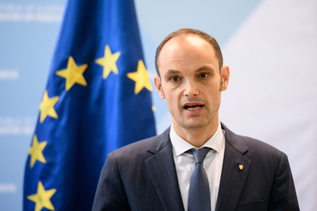 				Zunanji minister Anže Logar. (Foto: sta)			