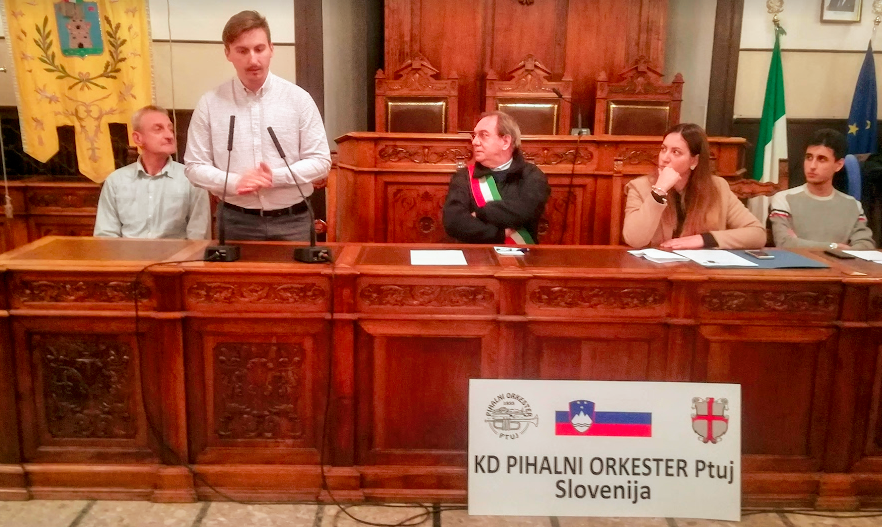 
				Sprejem v mestni hiši Lavello			