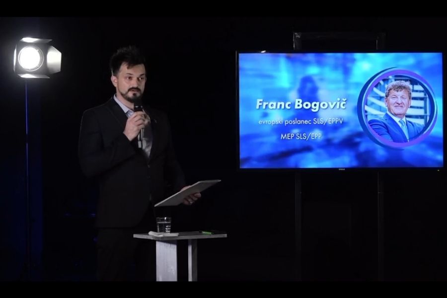 				Pimož Jel&scaron;evar, In&scaron;titut dr. Antona Koro&scaron;ca			