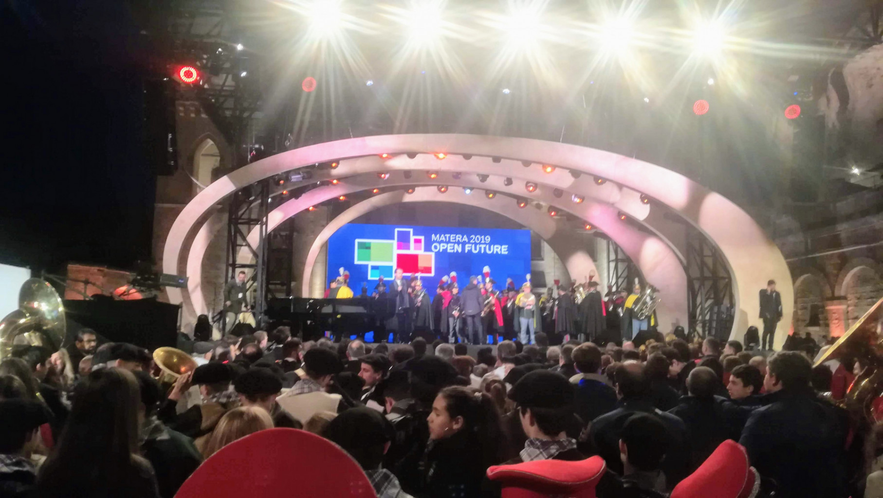 
				Otvoritvena slovesnost v materi			