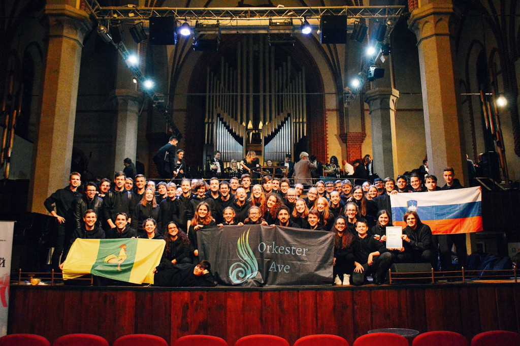 OZIRANJA V LANSKOLETNE ŠIRJAVE …