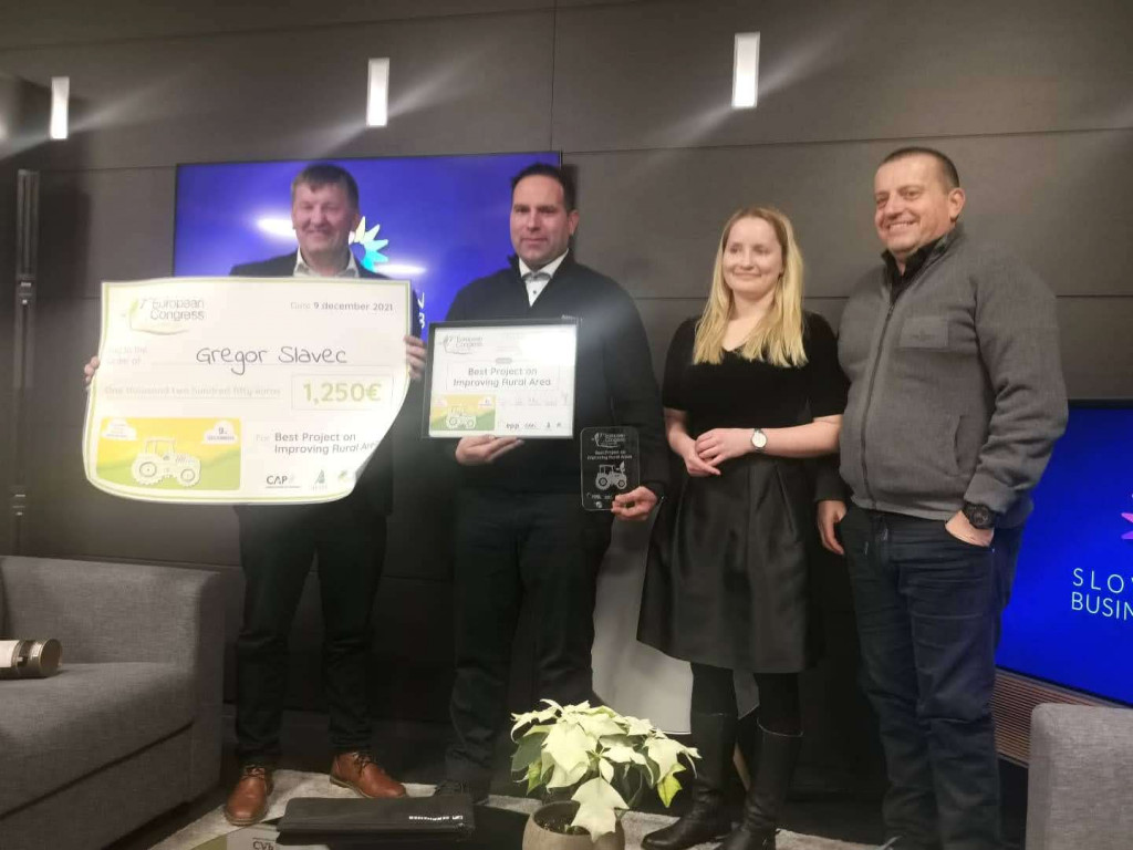 				Franc Bogovič, Gregor Slavc, Joc Pečečnik, Anja Mager			