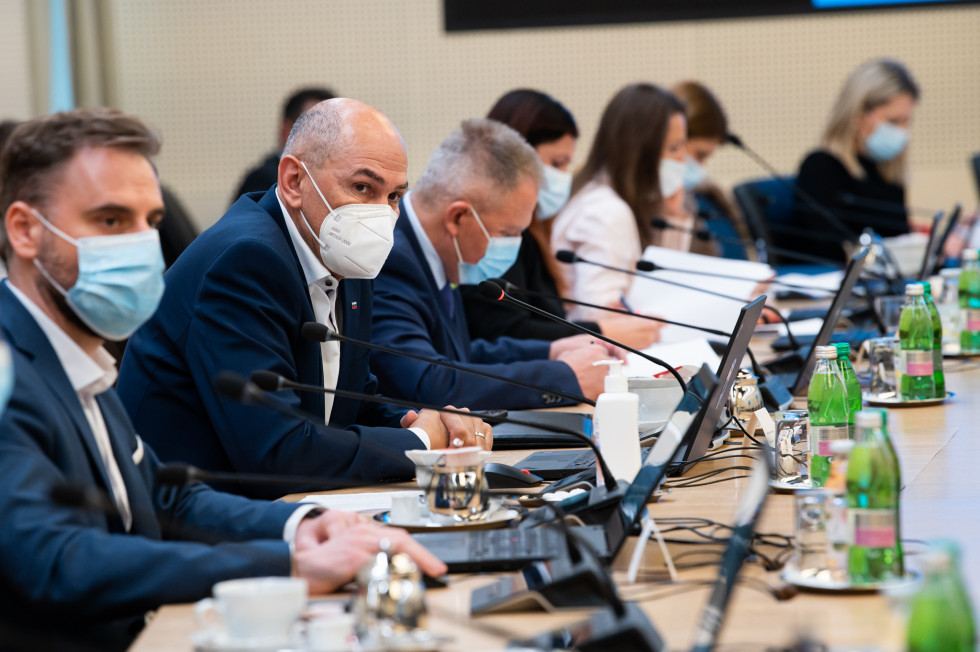 				111. seja vlade RS, foto KPV			