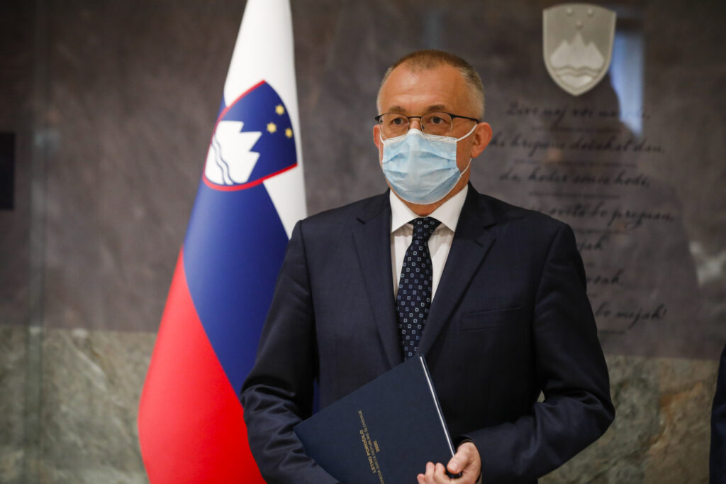 				Predsednik Sodnega sveta RS Vladimir Horvat (Foto: STA)			