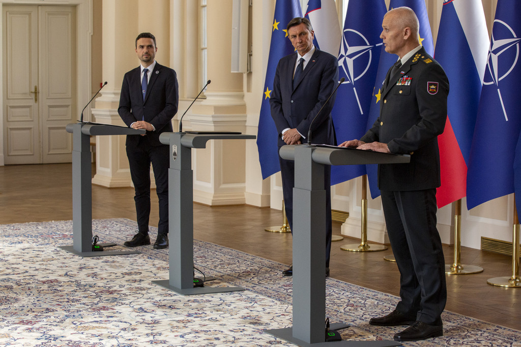 				Tiskovna konferenca po predaji poročila o bojni pripravljenosti SV<br>			