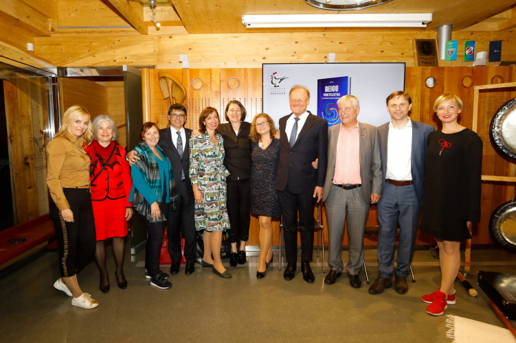 zgodbe - Voditeljstvo.si