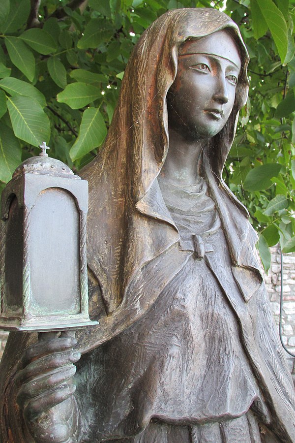 NEKAJ NOVEGA POD SONCEM