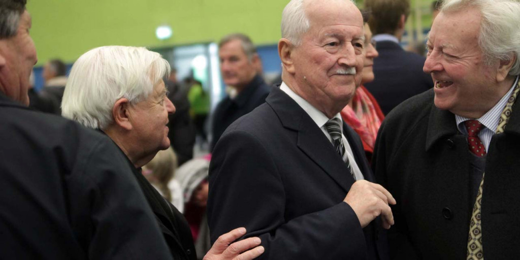 
				Milan Kučan in Janez Zemljarič, oba pripadnika koroške struje nekdanjih varnostno obveščevalnih služb.Milan Kučan je z besedami 