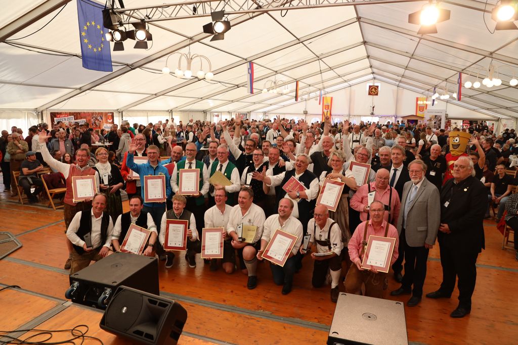 
				Razglasitev priznanj in nagrad			