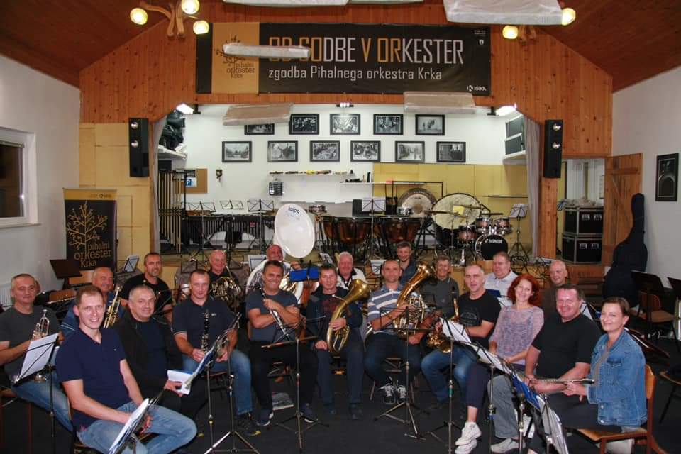 
				KULTURNO UMETNI&Scaron;KO DRU&Scaron;TVO ORKESTRAŽA, Veteranska godba Straža			