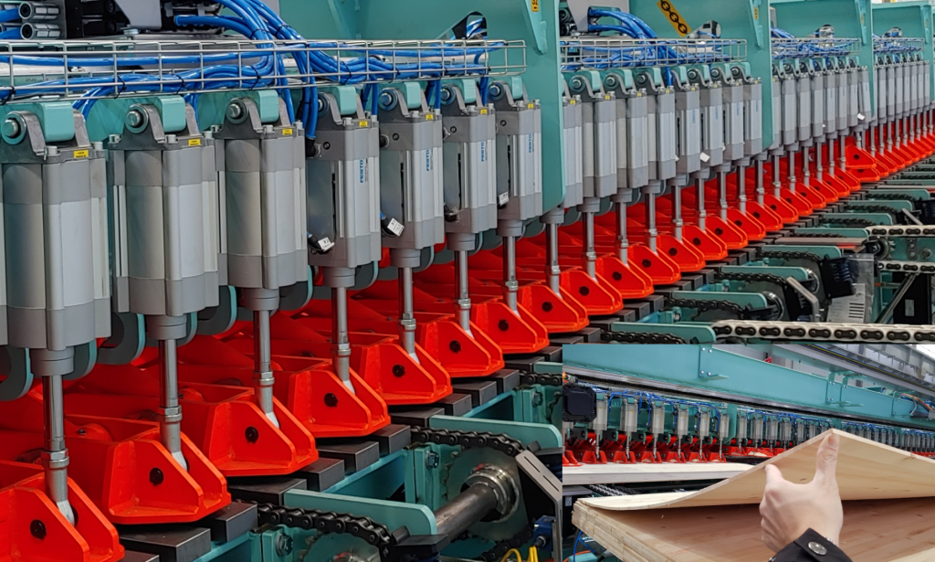 
				Stiskalnica Z-press. (Foto:Ledinek)			