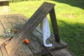 Create an Artificial Swarm with a Taranov Split - Honey Bee Suite