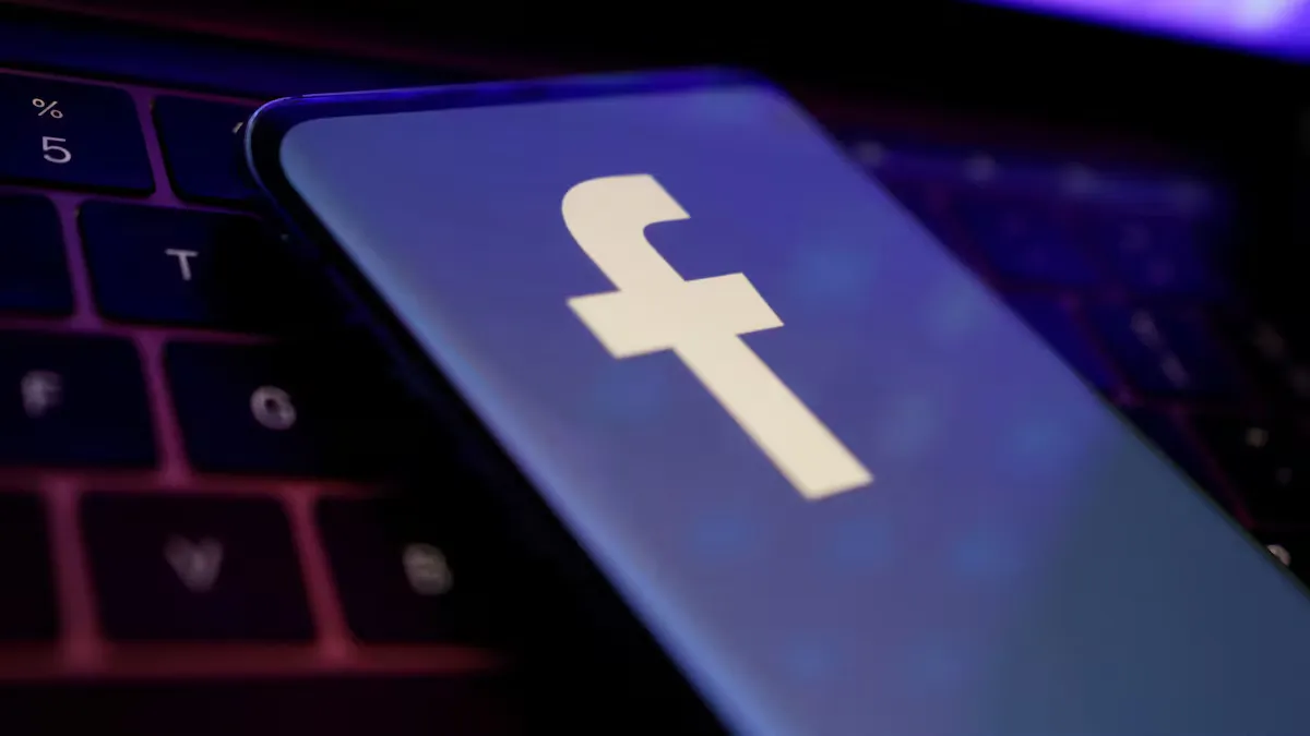 Facebook nakon dva sata profunkcionisao
