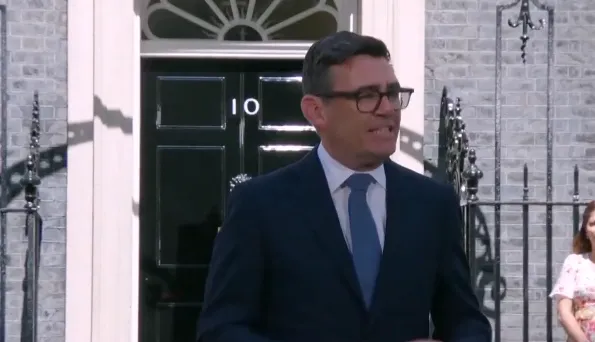 Prvo obraćanje novog britanskog premijera: Stavit ću brigu o ljudima u srce svega onoga što radim