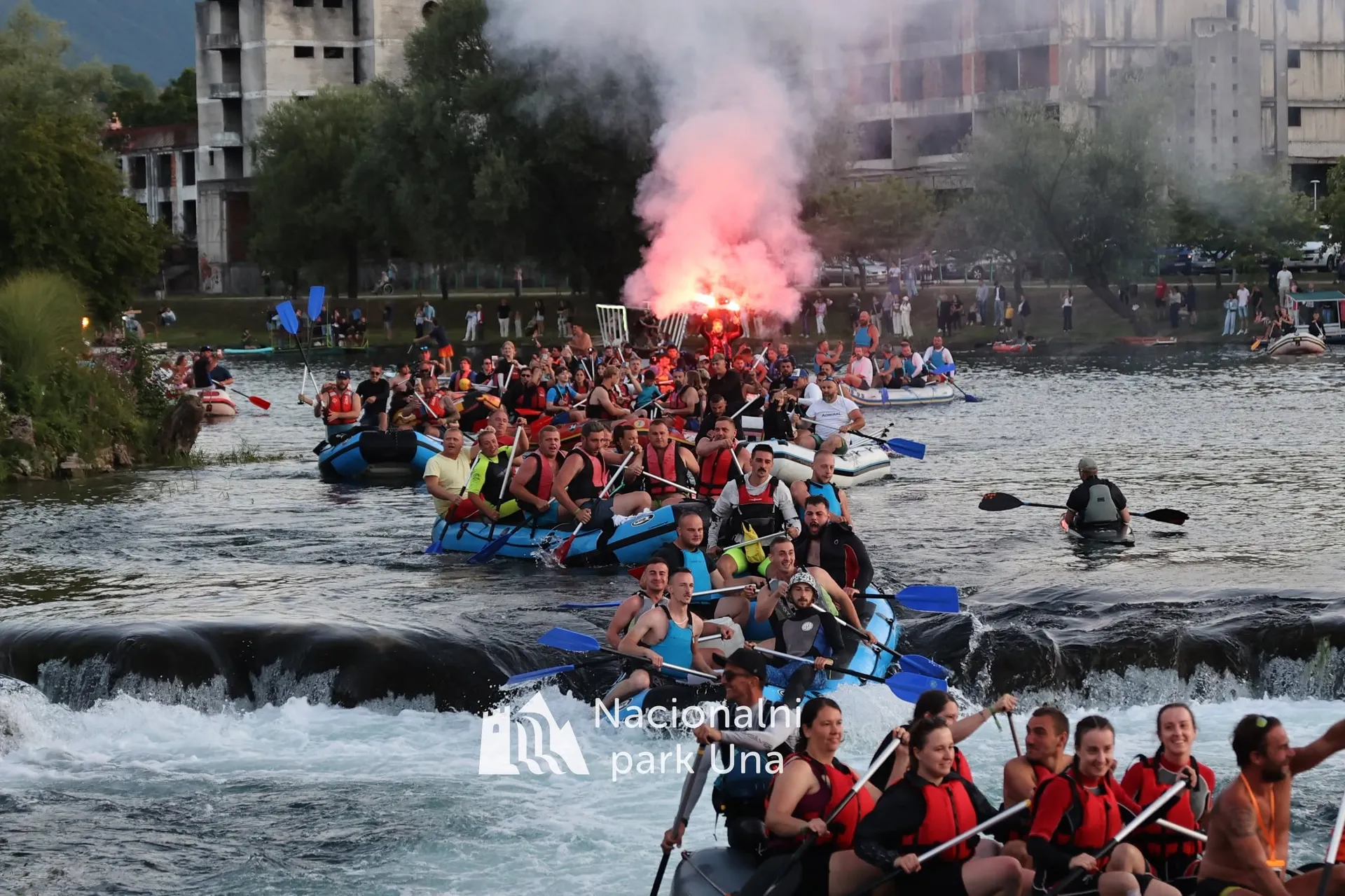 BOSANSKA KRUPA Završena 52. Međunarodna Una regata, okupila više više od 800 učesnika