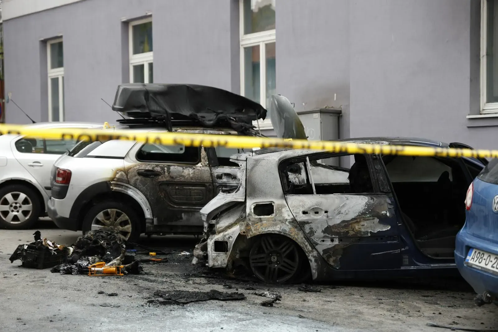 Predložen pritvor dvojici muškaraca zbog paljevine automobila u Sarajevu
