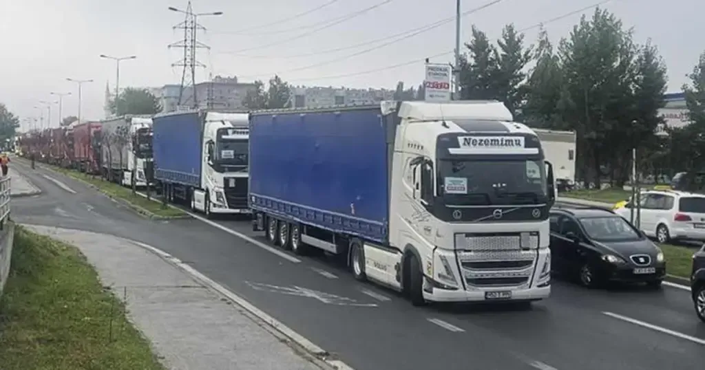 Hrvatska od 23. septembra počinje zaprimati zahtjeve za dugotrajne vize za vozače iz BiH
