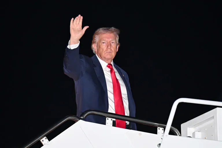 Trump: Neću tolerisati pokušaje usporavanja rasta vještačke inteligencije