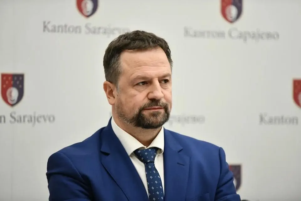 Bandić: Umjesto podrške nastavnicima, Institut sije strah po školama KS