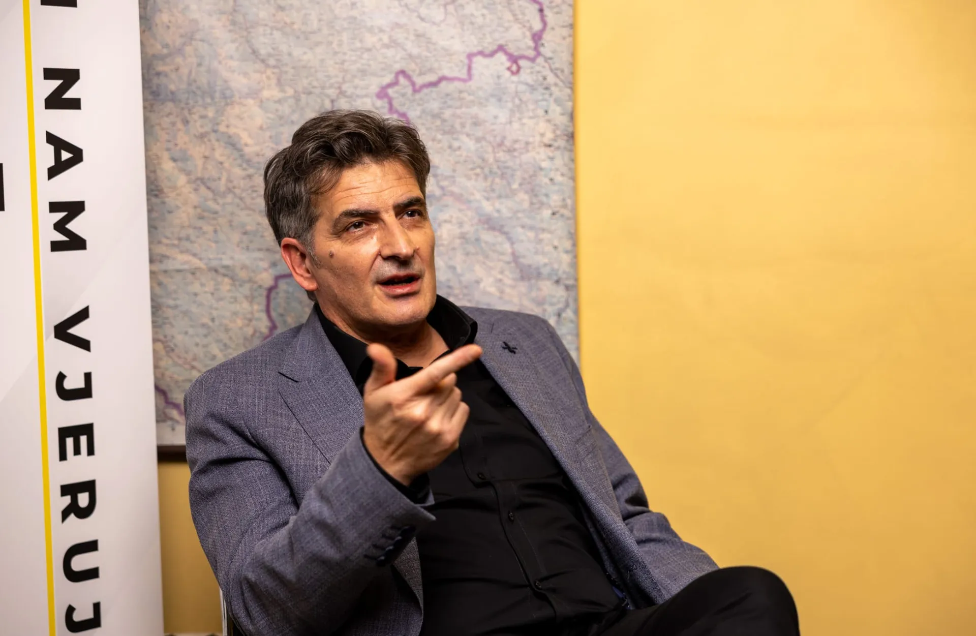 VIDEO INTERVJU Faruk Kapidžić: Trojka je gurnula KS u procjep, imamo plan za obrazovanje, policijsku školu, Koševo, Skenderiju...
