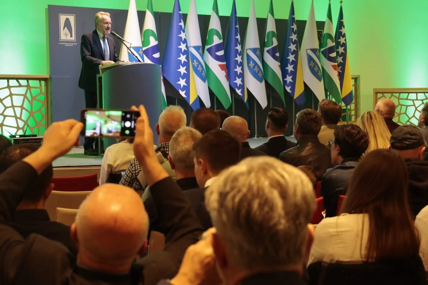 Izetbegović: Imamo mi i mane, ali i ponos i kičmu, narod se uvijek uhvati za SDA kao za svoje uže