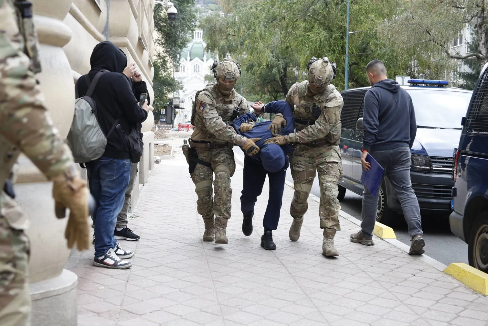 Četvero uhapšenih u akciji 'Pantera' predati Tužilaštvu KS