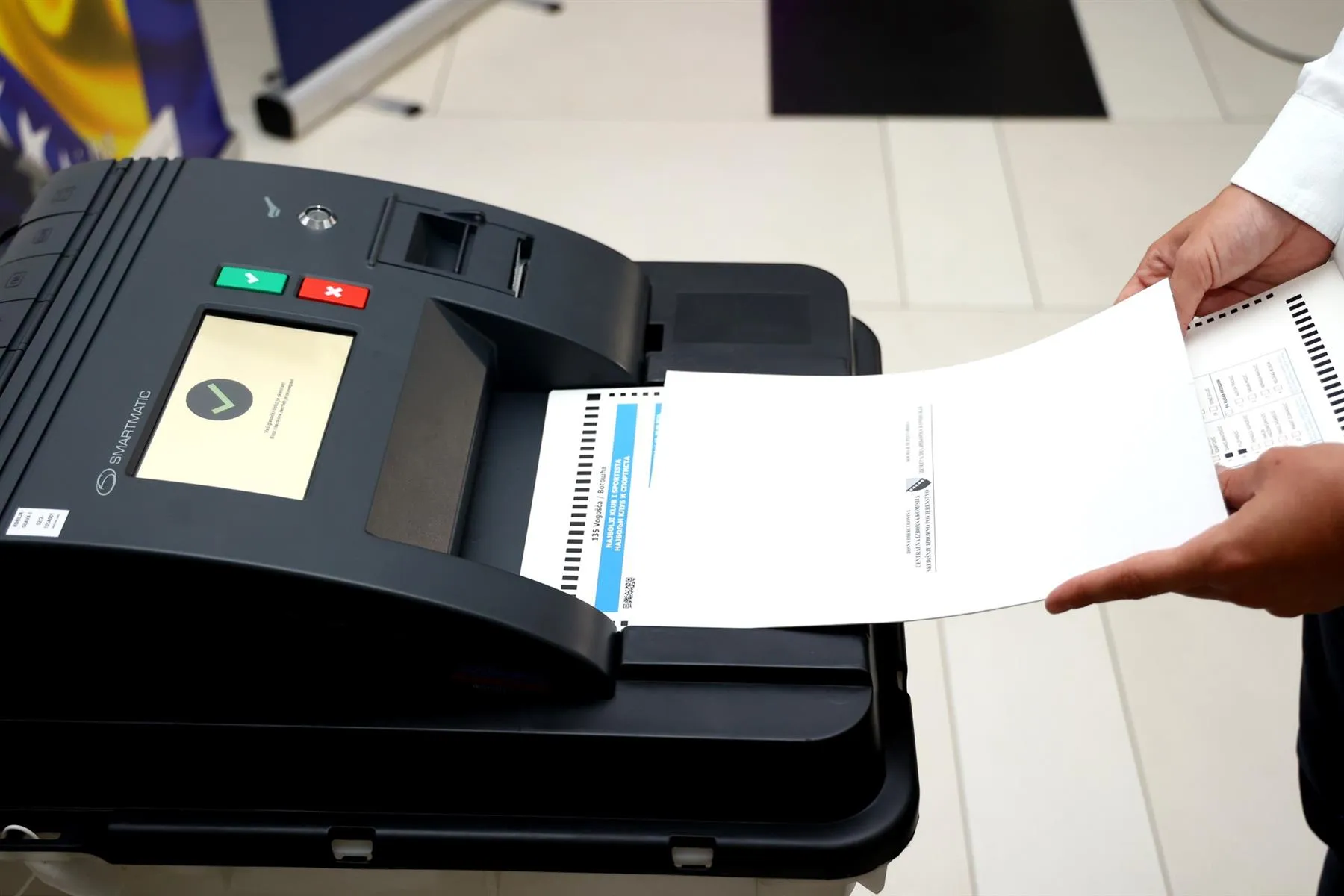 Pod lupom upozorava: Izborna administracija nespremna za nove tehnologije, obuke kasne